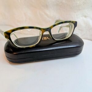 Banana Republic Green Tortoiseshell Cat-Eye Glasses